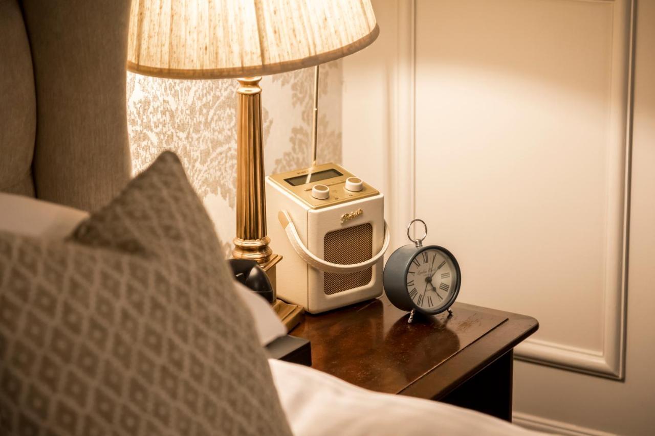 Eastwell Manor, Champneys Hotel & Spa Ashford  Bagian luar foto