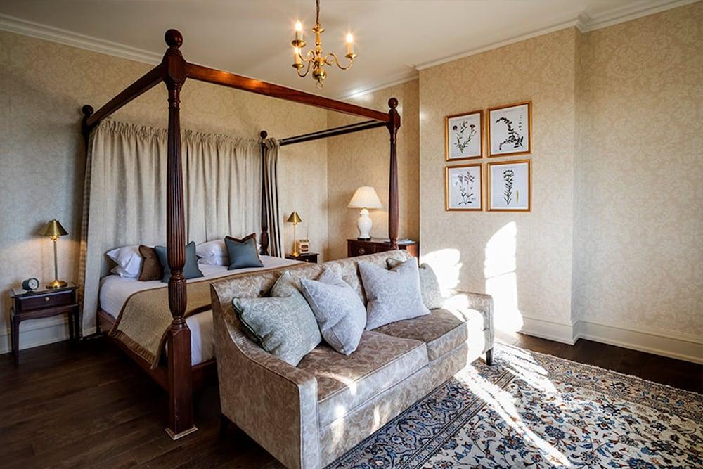 Eastwell Manor, Champneys Hotel & Spa Ashford  Bagian luar foto