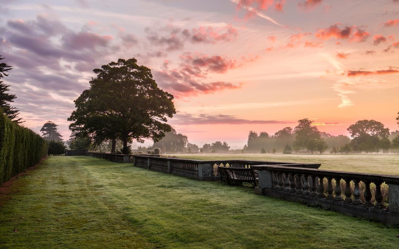 Eastwell Manor, Champneys Hotel & Spa Ashford  Bagian luar foto
